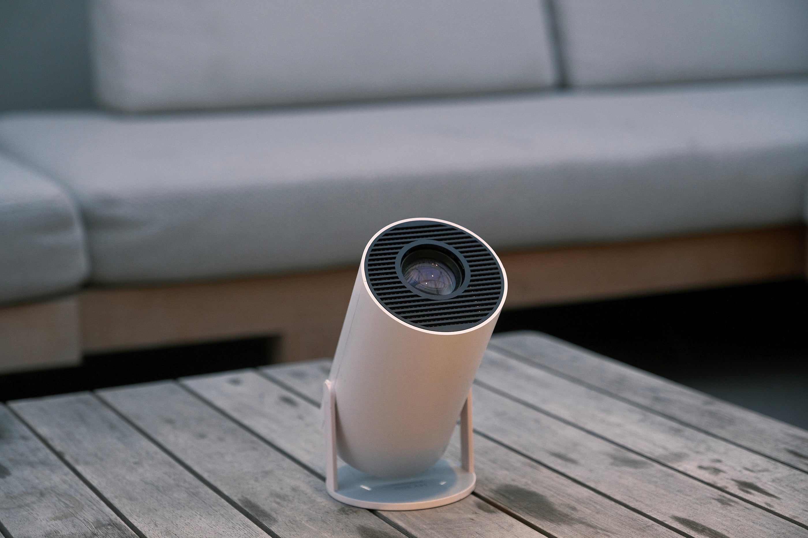 Led Mini Spotlight Projector HD smart, Bright & Vibrant Quality